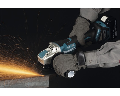 Akku-Winkelschleifer Makita DGA519RTJ mit X-LOCK Schnellwechselsystem, inkl. 2 x Akku 5,0 Ah, Ladegerät und MAKPAC Gr. 3